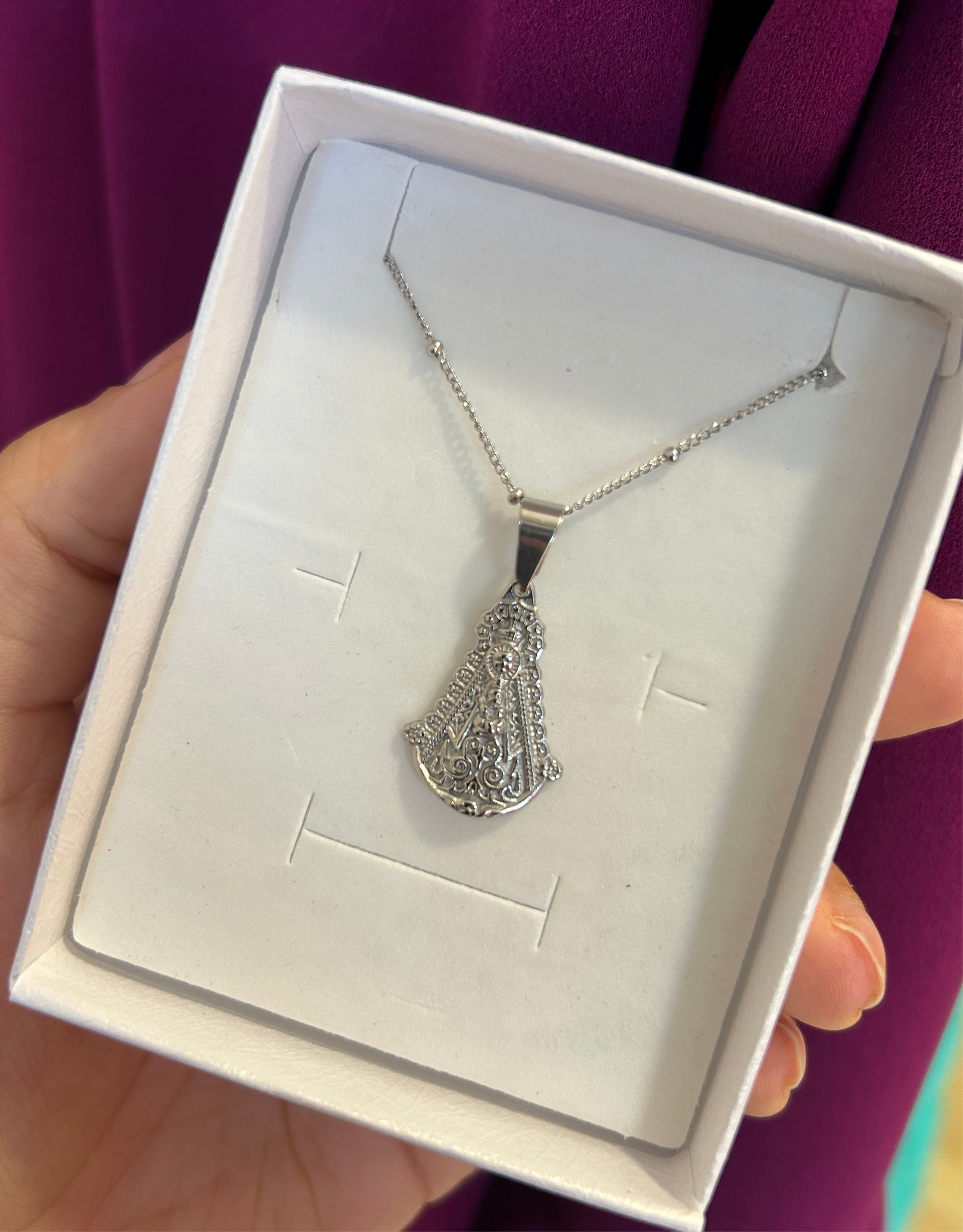 COLGANTE VIRGEN DEL ROCÍO SILVER