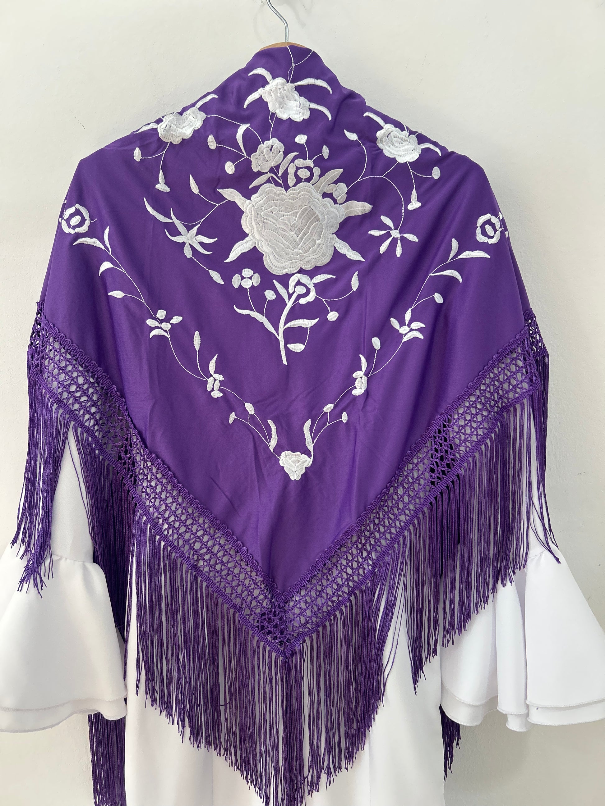 MANTONCILLO MORADO BLANCO