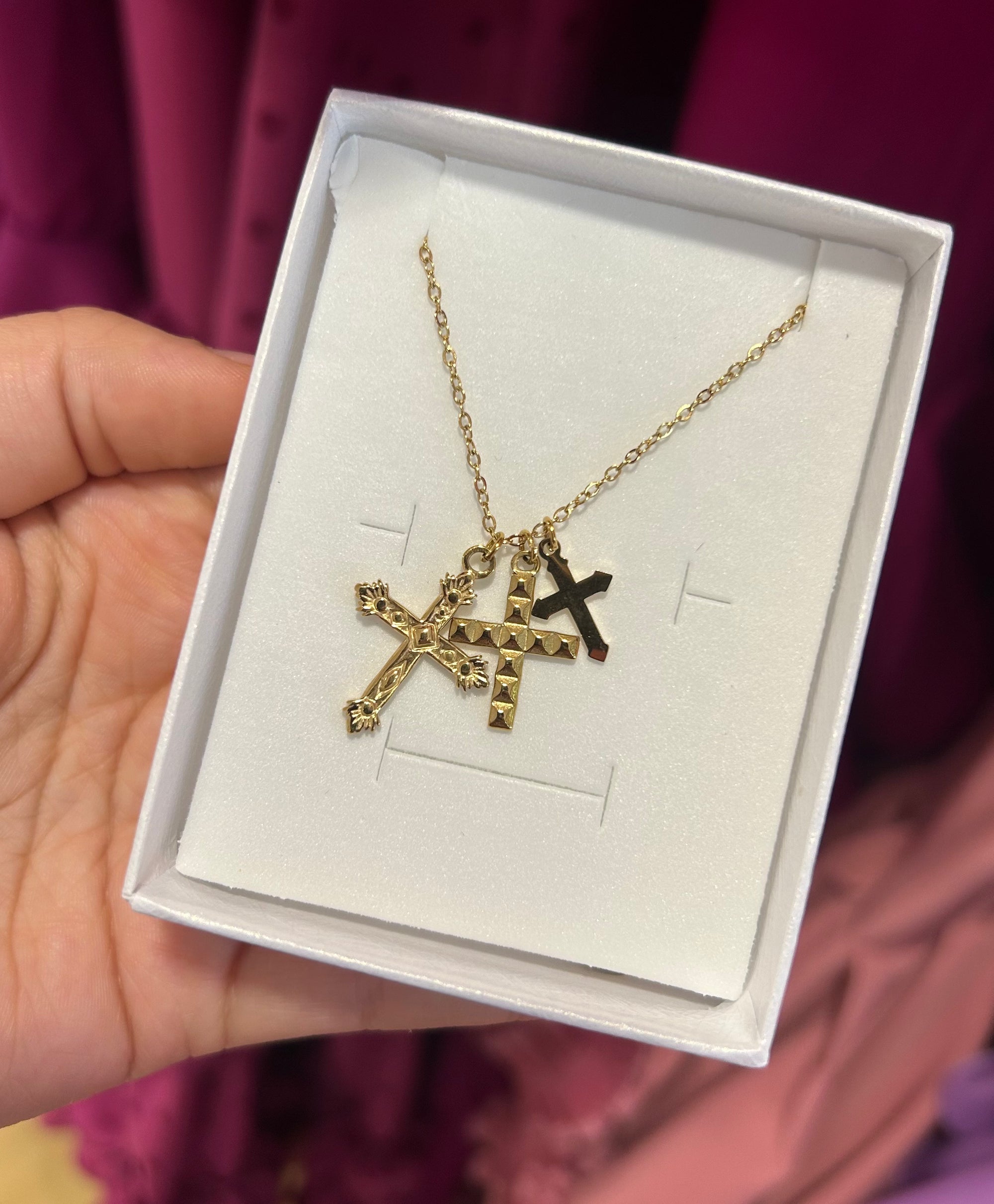 COLGANTE CRUCES
